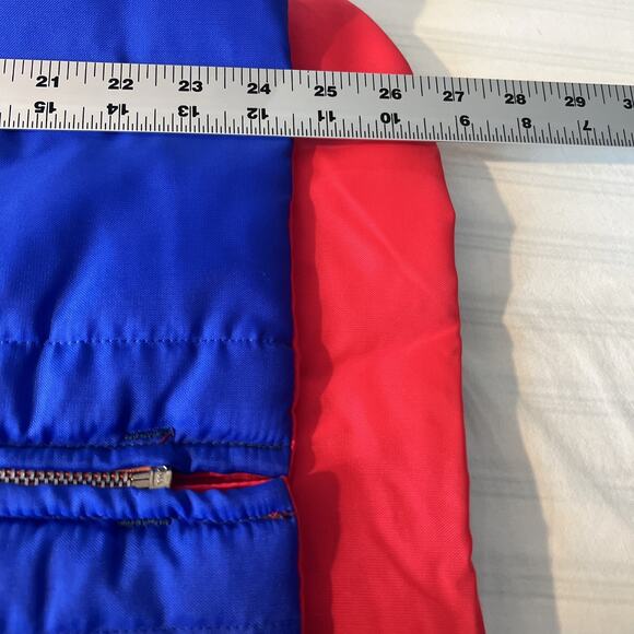 Vintage Avon Sportswear Mens Patched Nylon Zip Up Vest Size Large Retro Outdoor - Picture 10 of 10